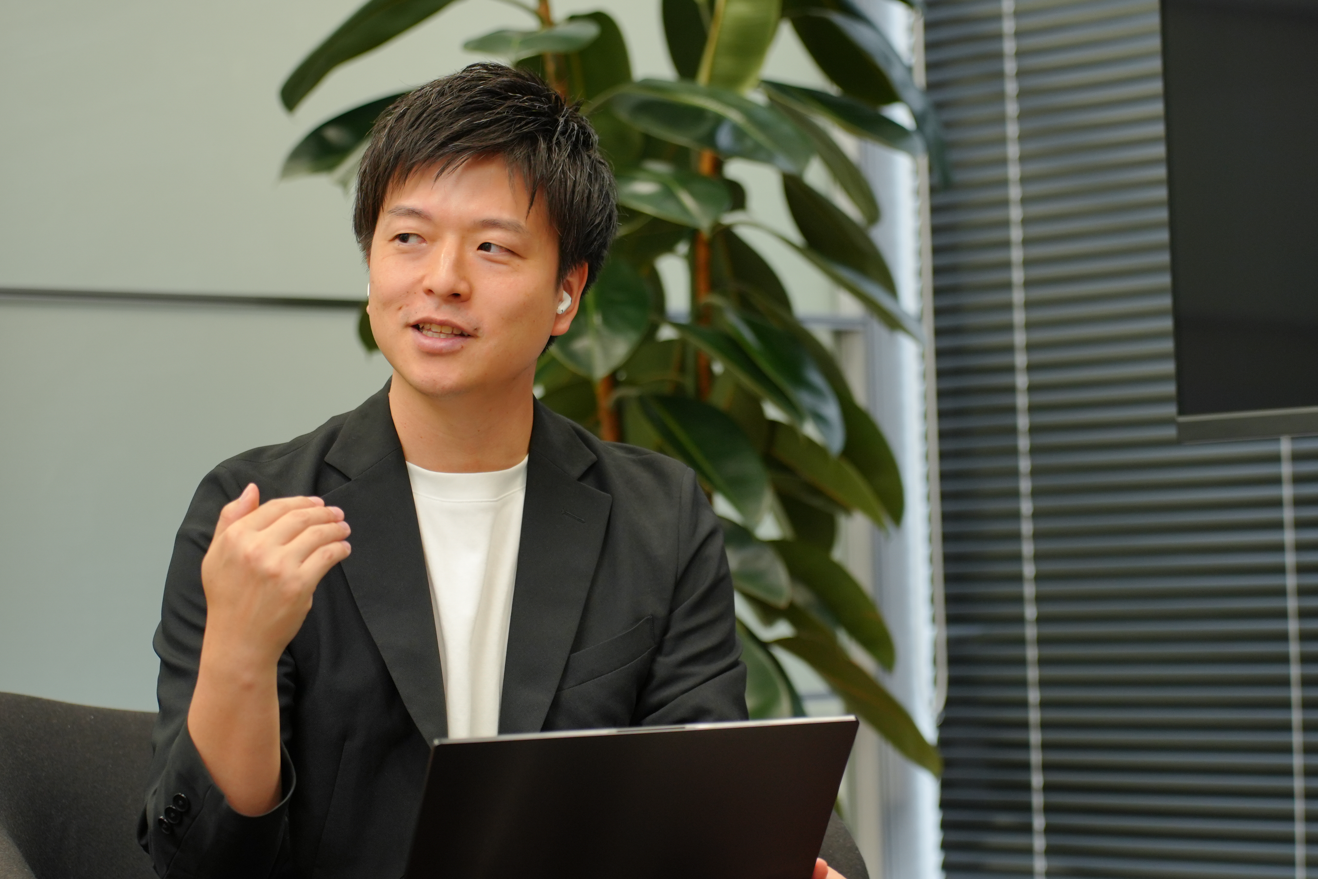 飯塚（シフト Webディレクター）